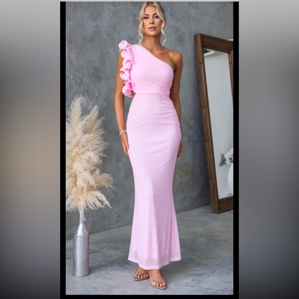 One-Shoulder Pink Ruffle Column Dress